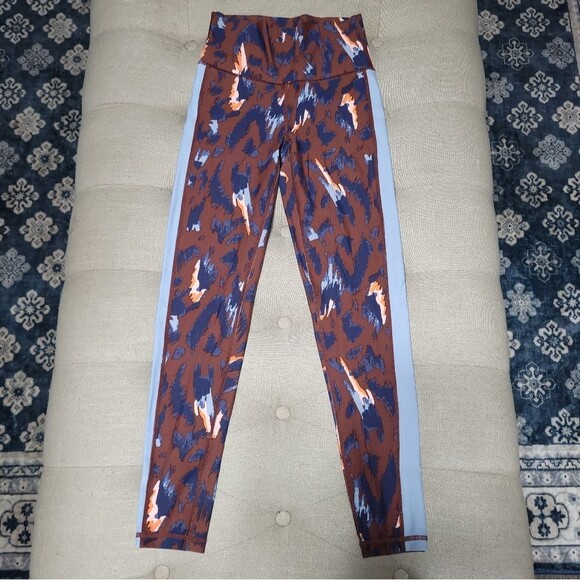 Aerie Chill Play Move Activewear Leggings Leopard Cheetah Print Women's Small - Picture 3 of 10